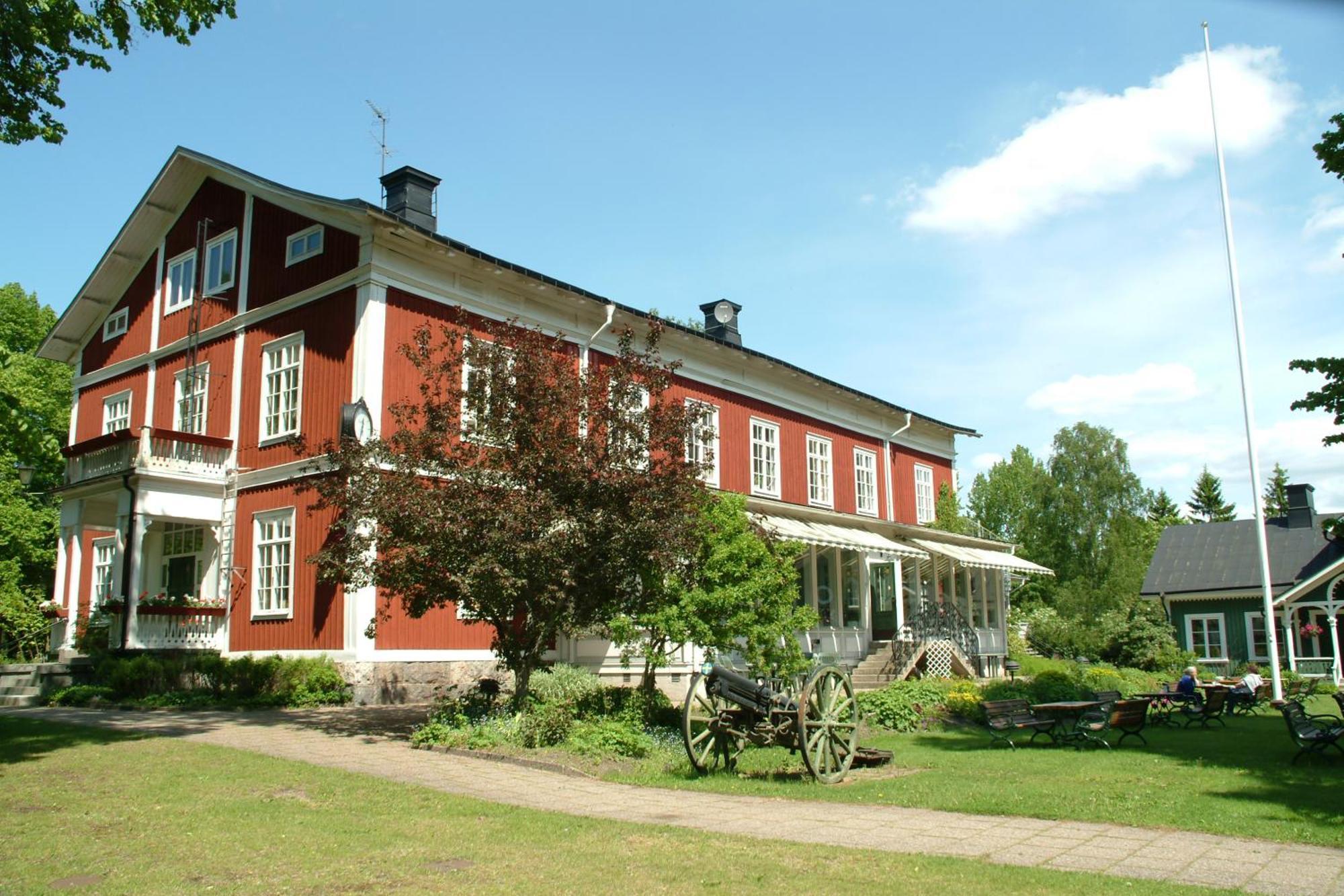 Plevnagarden 4*